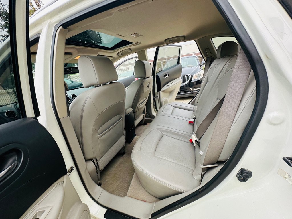 Used 2008 Nissan Rogue SL w/ Premium Pkg AWD/4WD image 18