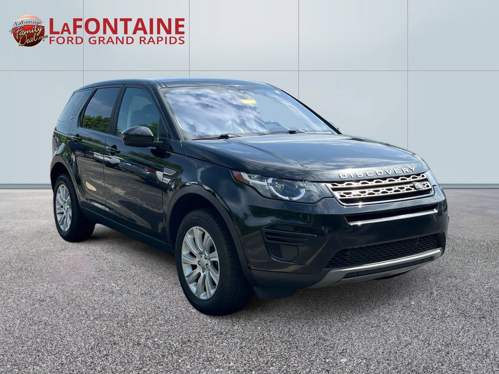 Used 2017 Land Rover Discovery Sport SE AWD/4WD image 3