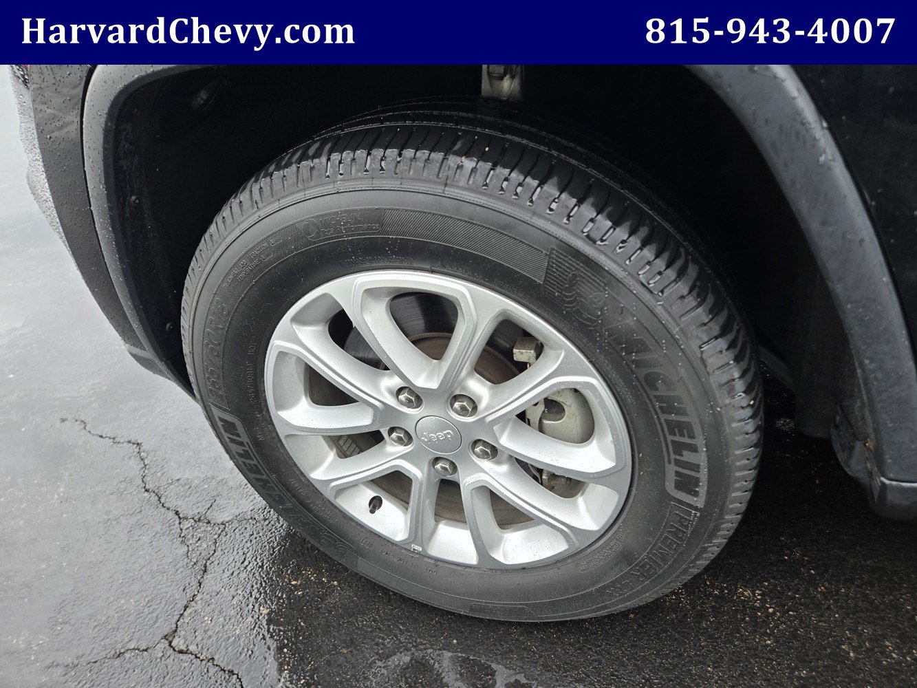 Used 2021 Jeep Grand Cherokee Laredo AWD/4WD image 45