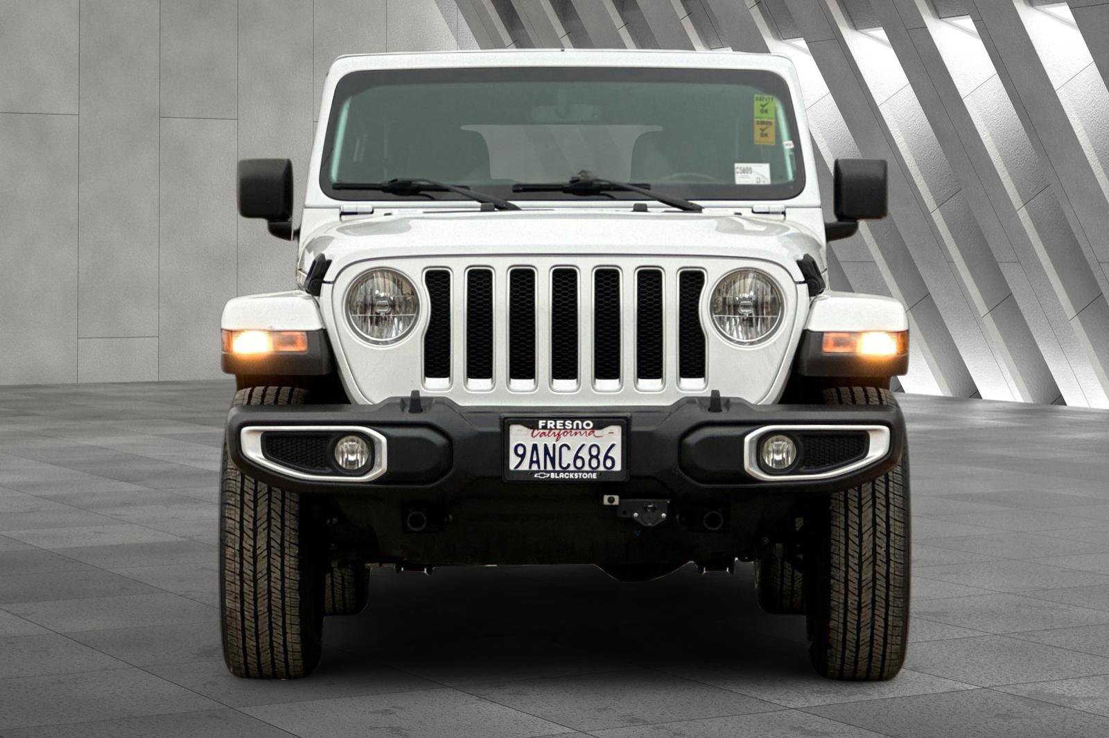 Used 2022 Jeep Wrangler Unlimited Sahara image 9