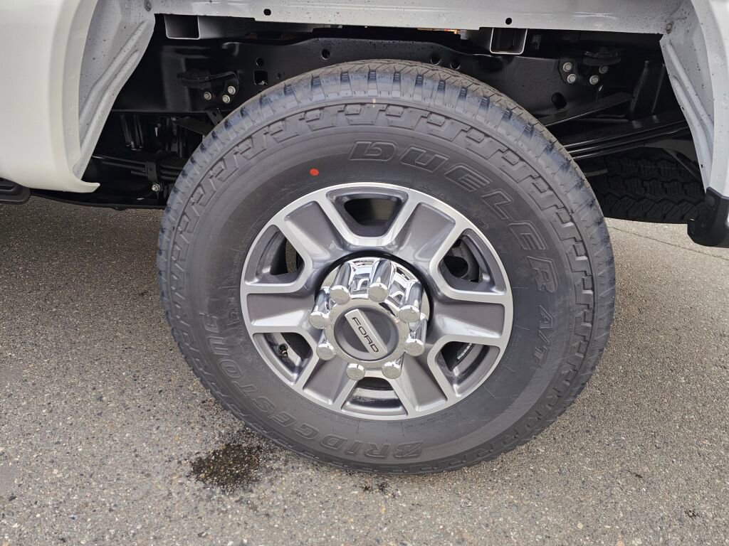 New 2026 Ford F350 Lariat w/ FX4 Off-Road Package image 7