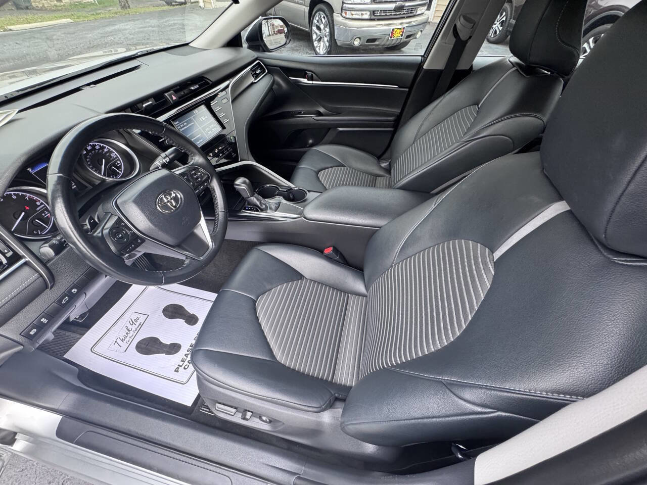 Used 2018 Toyota Camry SE image 20