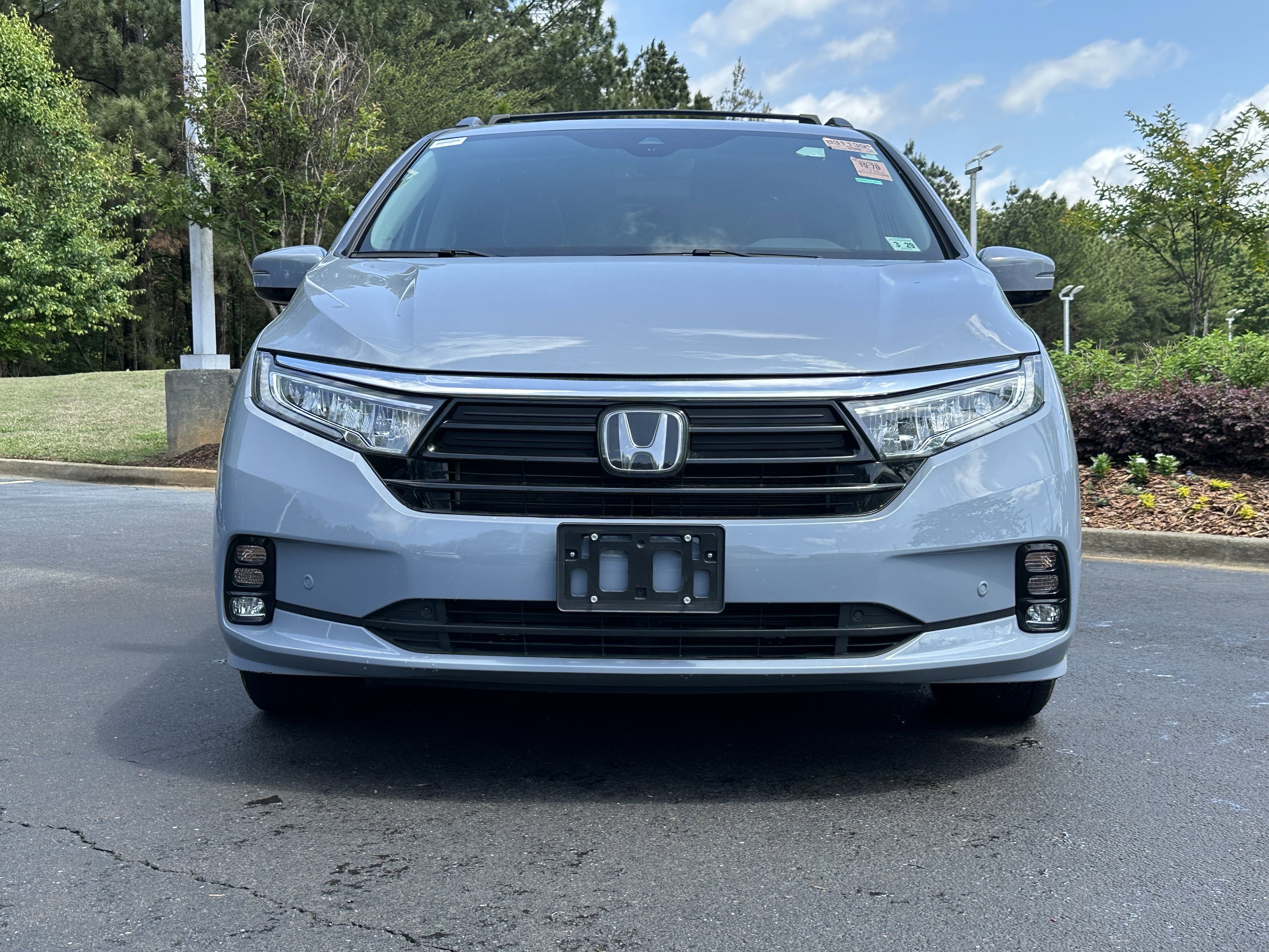 Certified 2024 Honda Odyssey Elite image 3