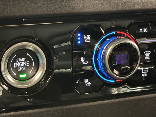 Used 2024 GMC Sierra 1500 SLT w/ SLT Convenience Package image 31