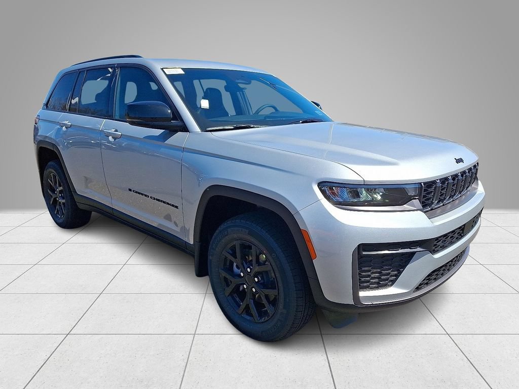 New 2026 Jeep Grand Cherokee Altitude AWD/4WD image 3