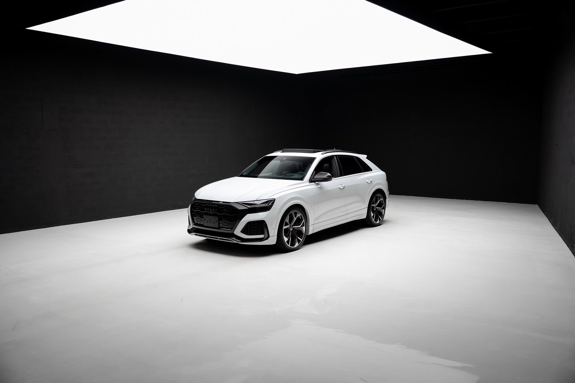 Used 2023 Audi RS Q8 AWD/4WD image 82