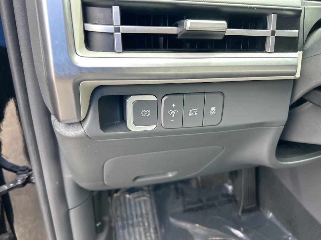 Used 2024 Hyundai Santa Fe SEL image 36
