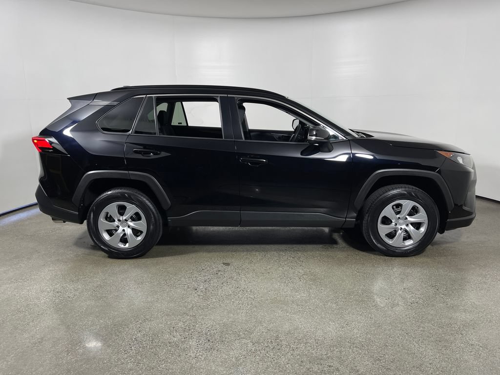 Certified 2021 Toyota RAV4 LE FWD image 2