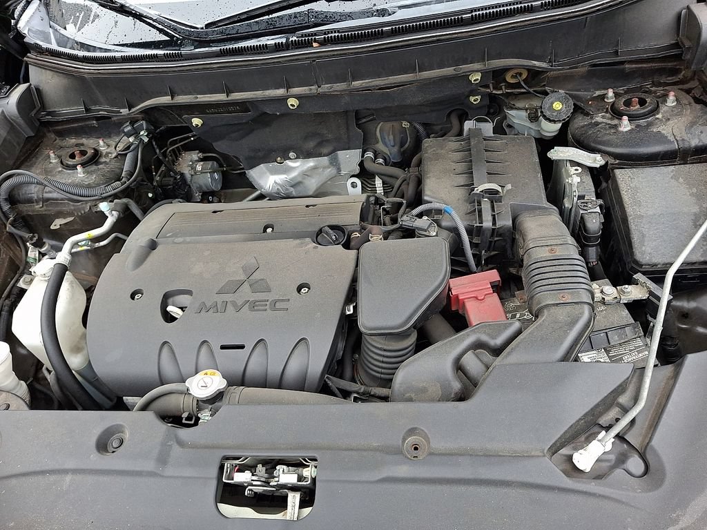Used 2018 Mitsubishi Outlander Sport SE AWD/4WD image 27