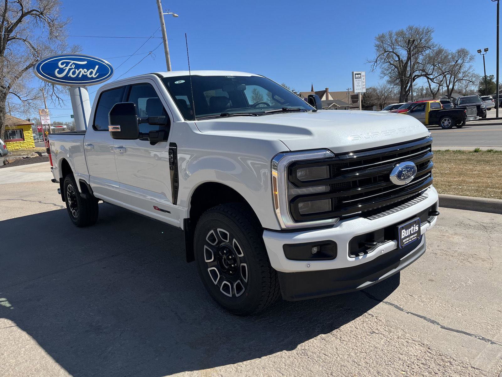 New 2026 Ford F250 Platinum image 4