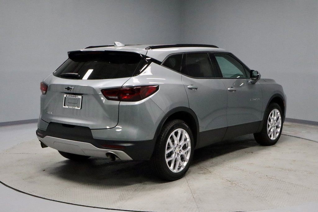 Used 2024 Chevrolet Blazer LT w/ Convenience Package image 9