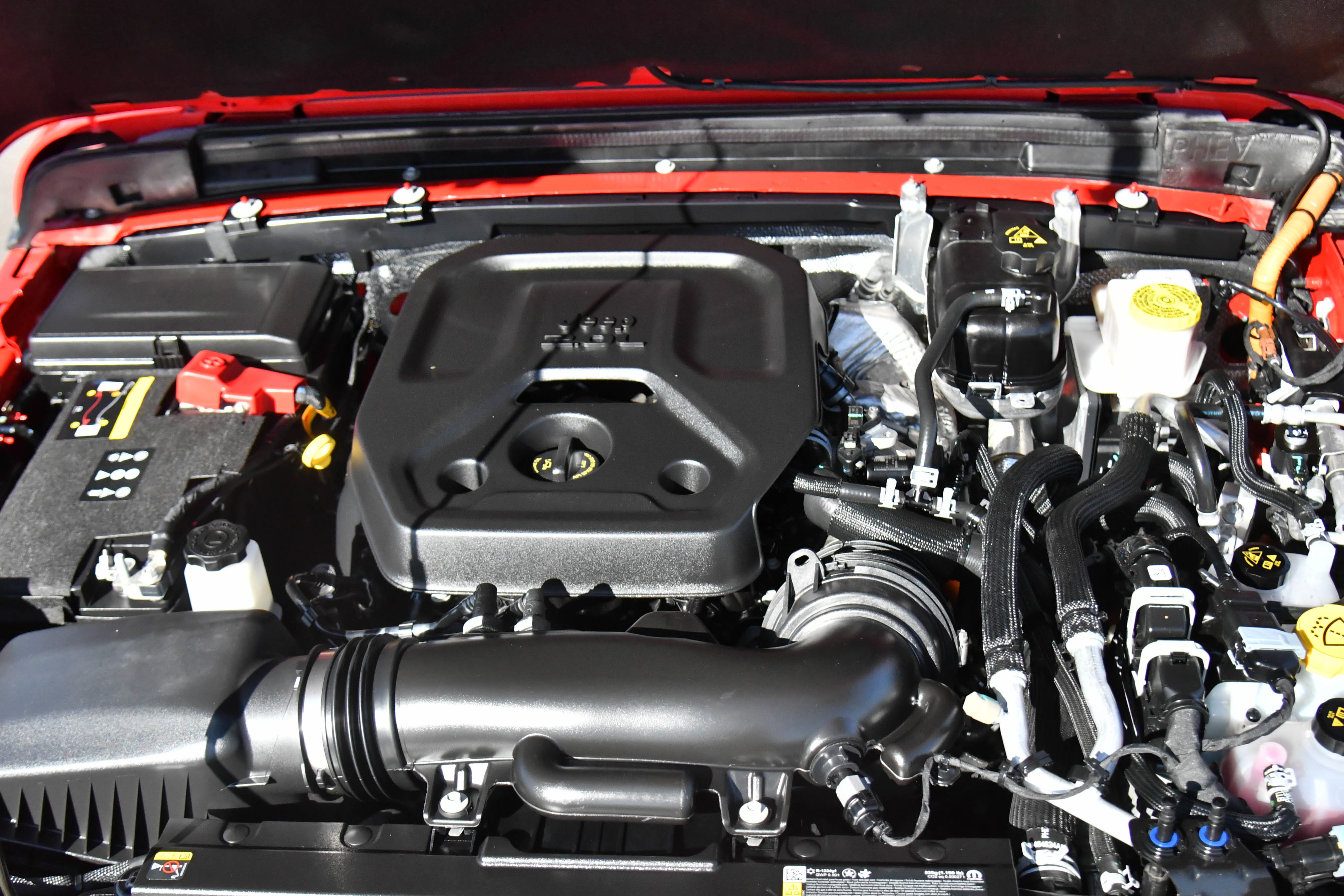 Used 2025 Jeep Wrangler Sahara image 49