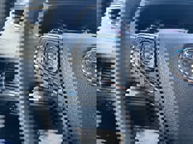 Used 2015 Toyota Avalon Limited image 25