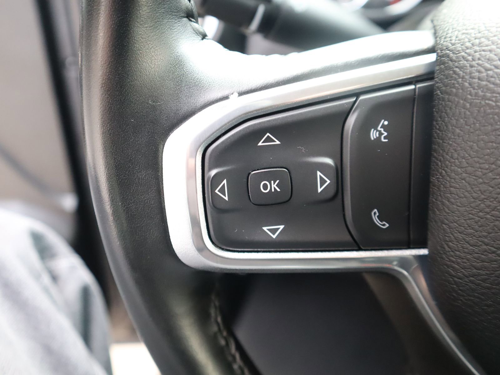 Used 2024 RAM 2500 Laramie image 38