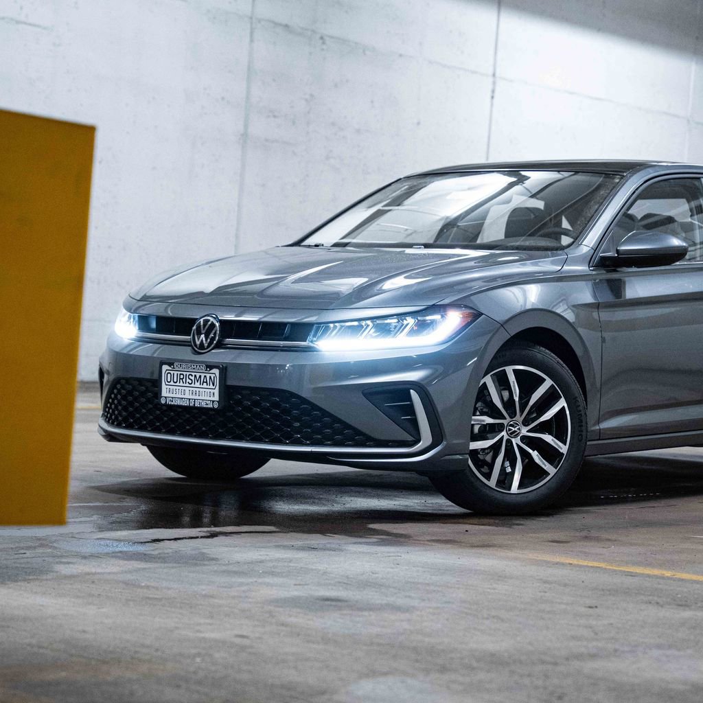New 2026 Volkswagen Jetta SE FWD image 2