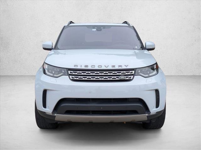 Used 2017 Land Rover Discovery HSE AWD/4WD image 2