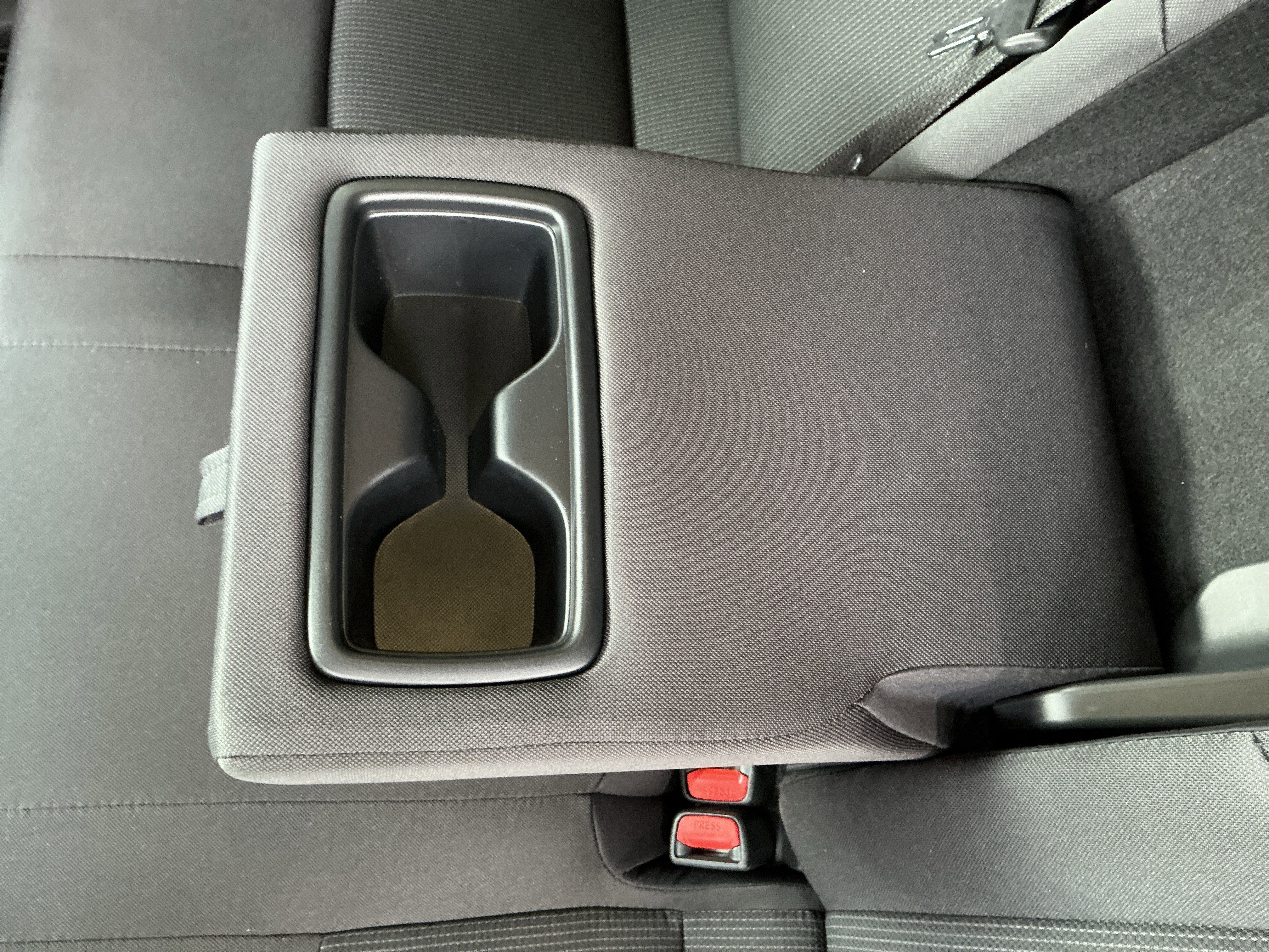Used 2024 Toyota Venza LE AWD/4WD image 32
