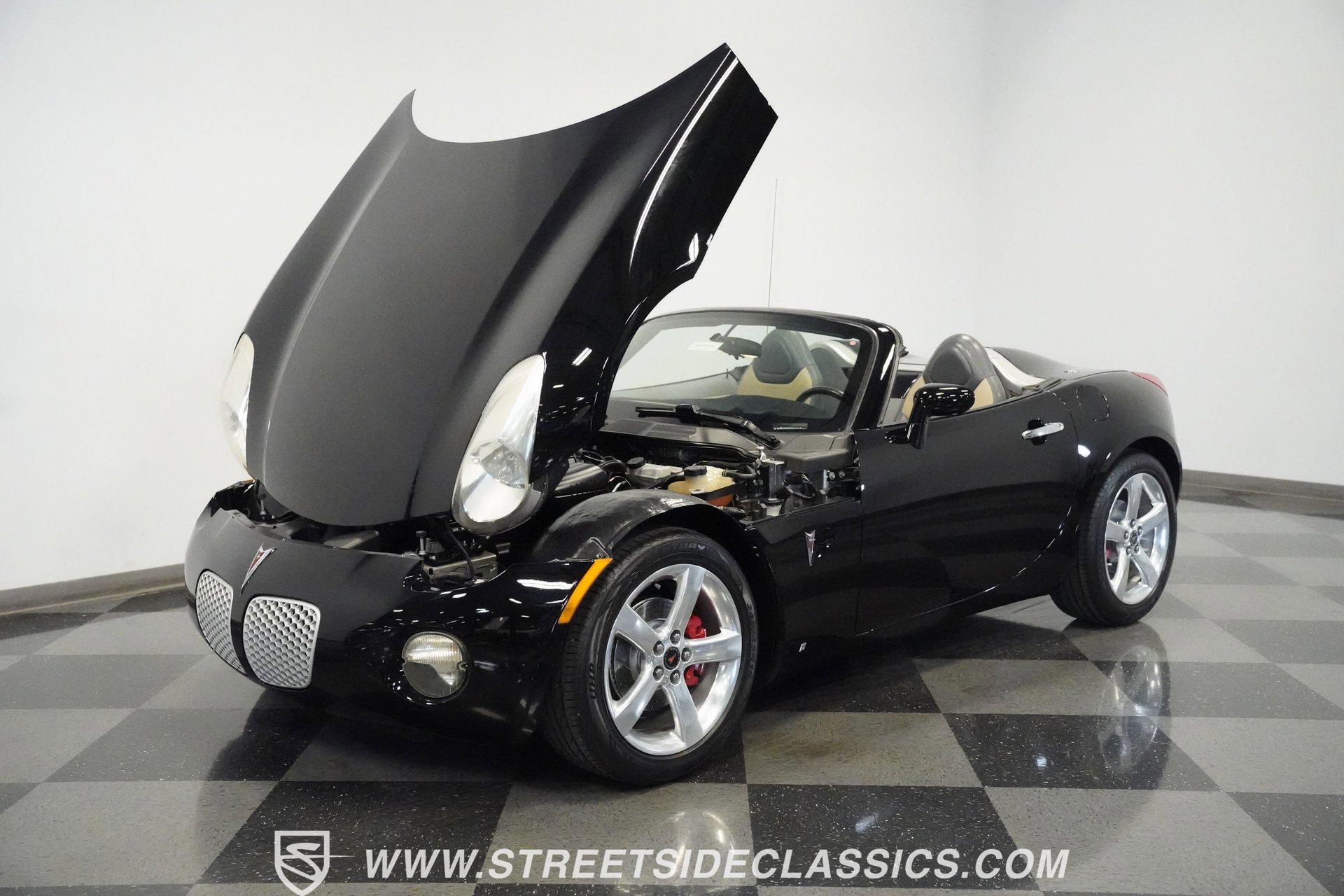 Used 2006 Pontiac Solstice Convertible w/ Premium Package image 30