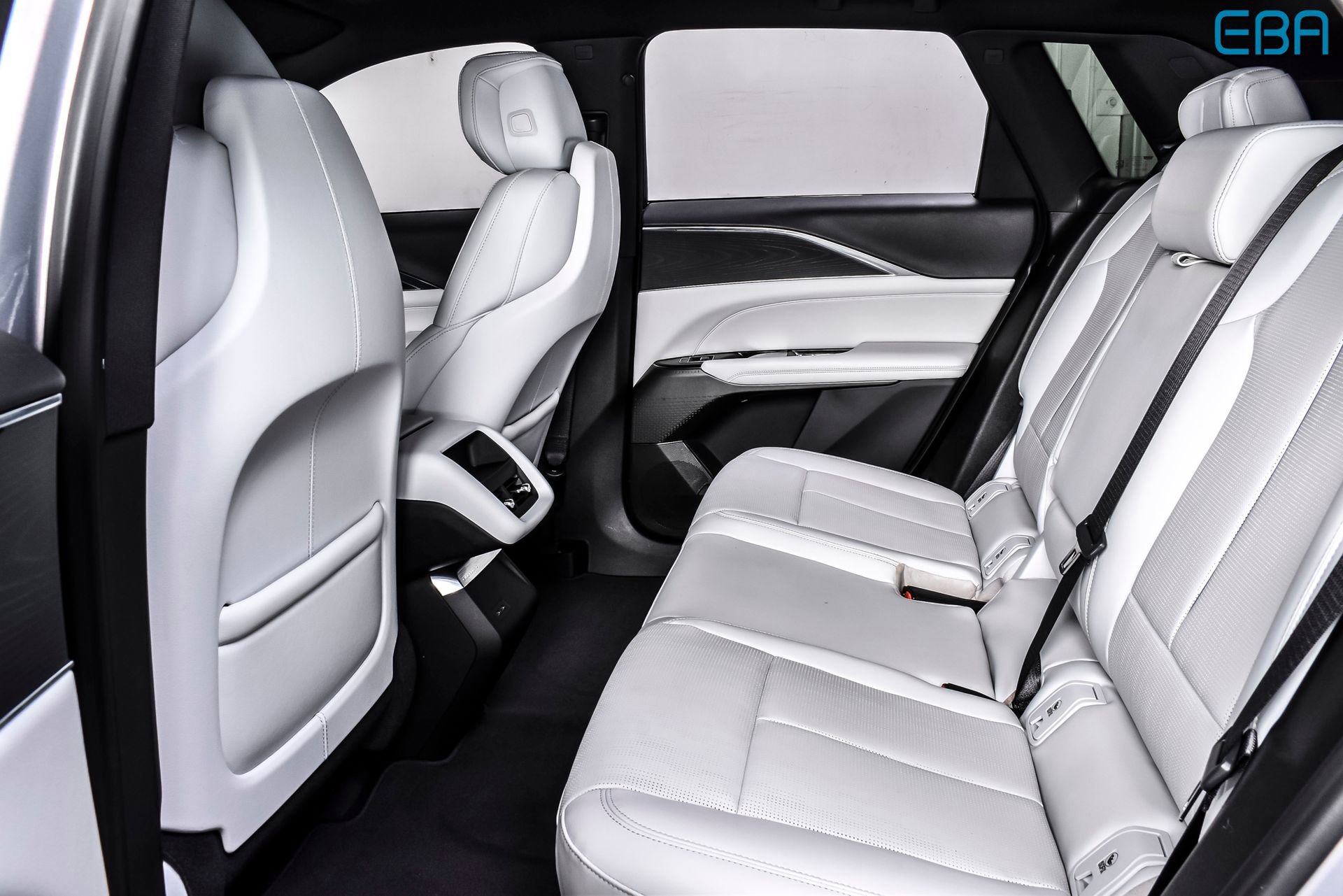 Used 2024 Cadillac Lyriq Luxury image 18