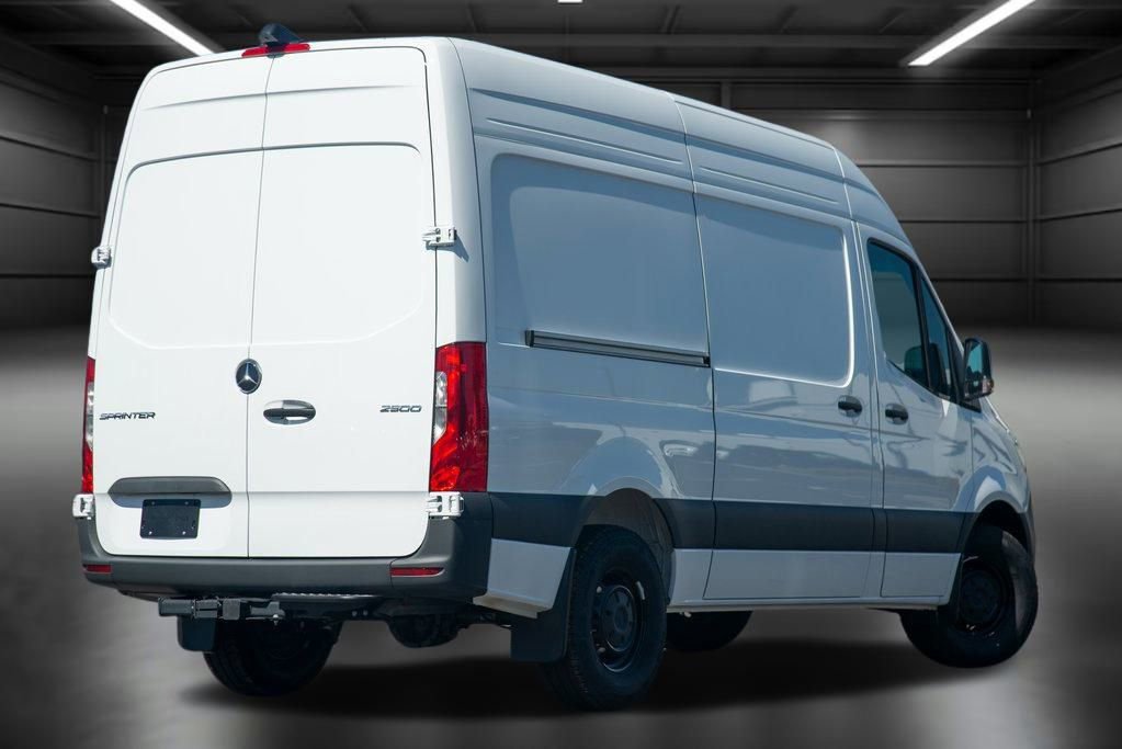 Used 2024 Mercedes-Benz Sprinter 144 Cargo image 10