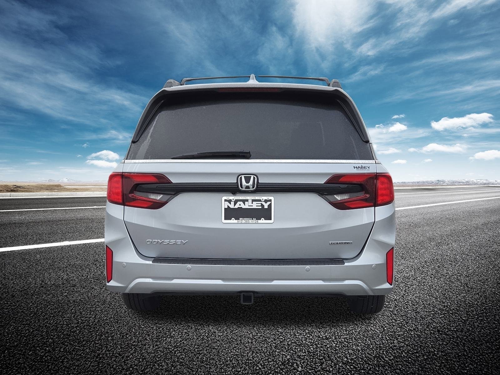 New 2026 Honda Odyssey Touring image 18