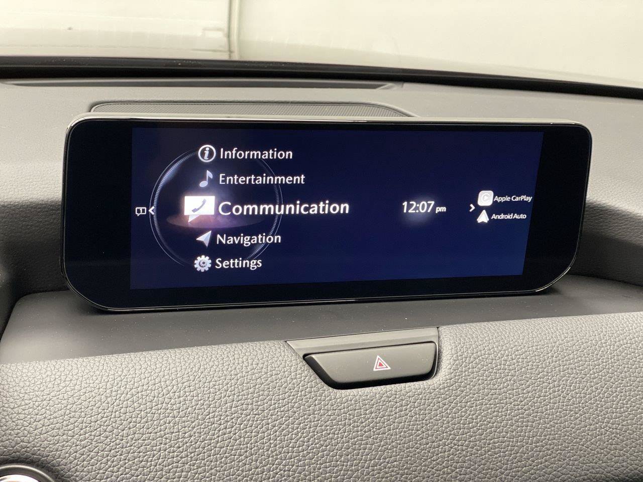 Used 2024 MAZDA CX-90 Plug-In Hybrid w/ Premium Pkg AWD/4WD image 19