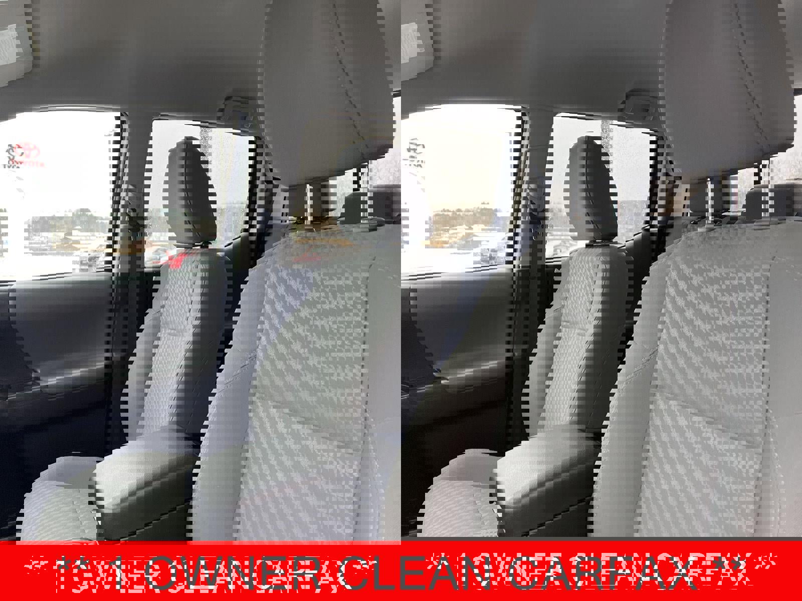 Used 2022 Toyota Tacoma SR image 2