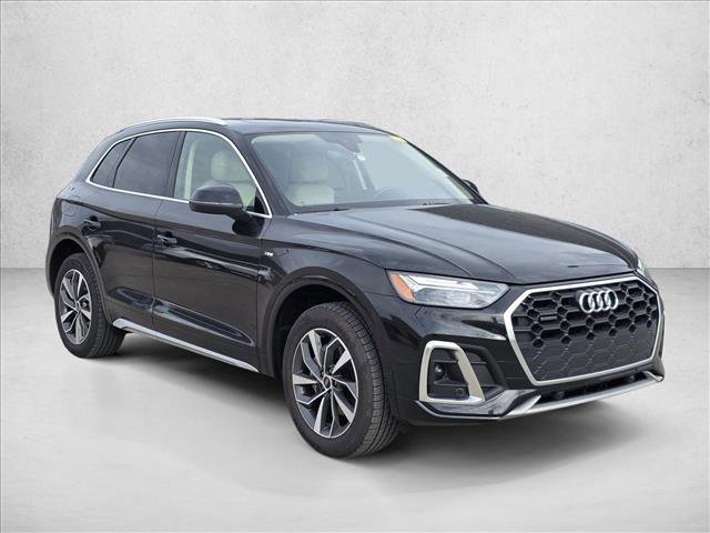 Certified 2023 Audi Q5 2.0T Premium w/ Convenience Package image 3