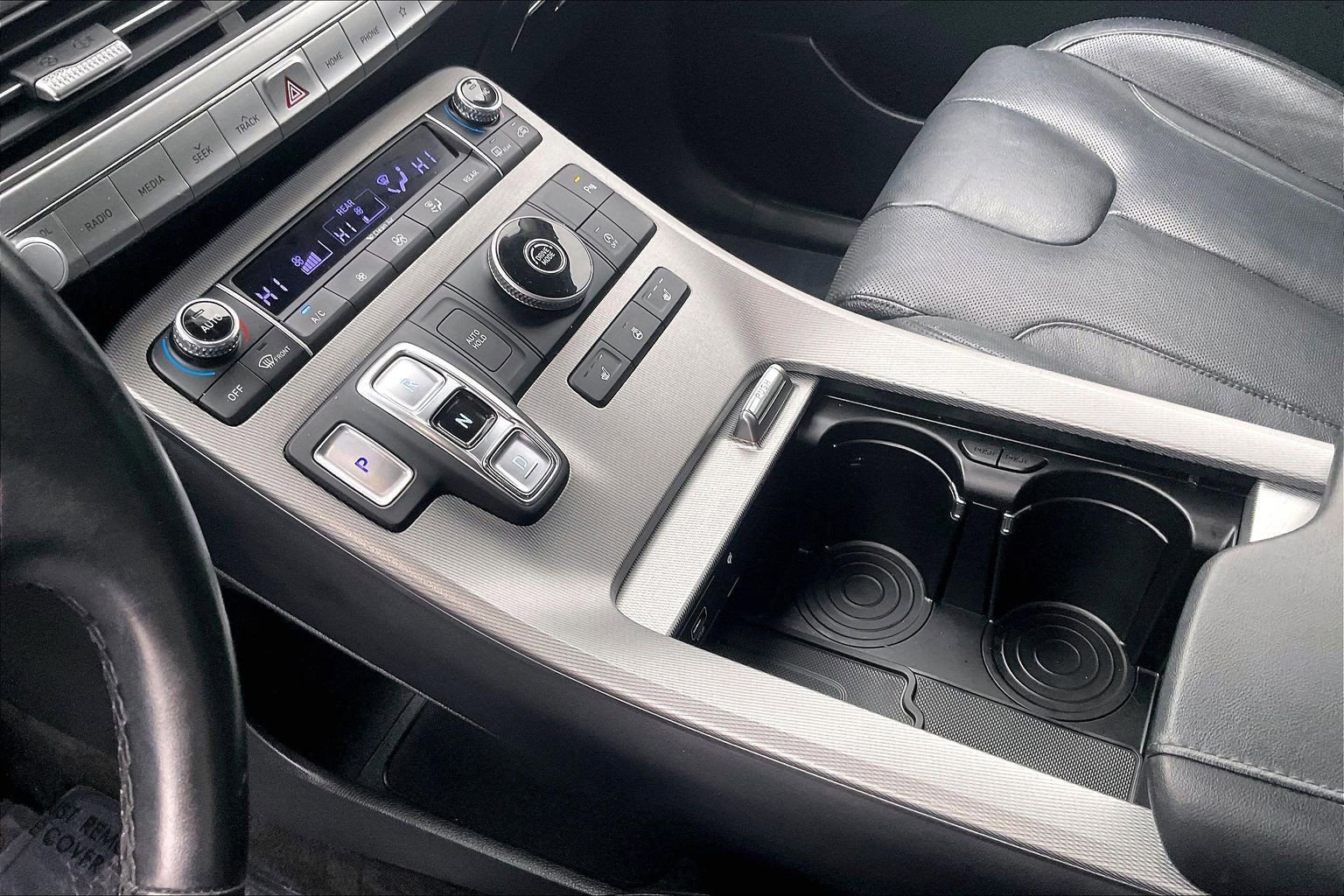 Used 2020 Hyundai Palisade SEL w/ Premium Package image 14