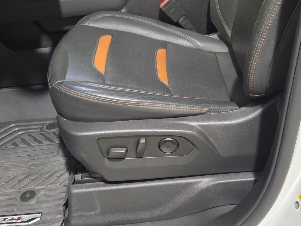 Used 2024 GMC Sierra 1500 AT4 w/ AT4 Premium Package AWD/4WD image 14