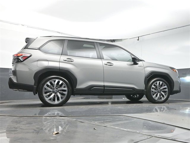 Used 2025 Subaru Forester Touring w/ Touring Package image 40