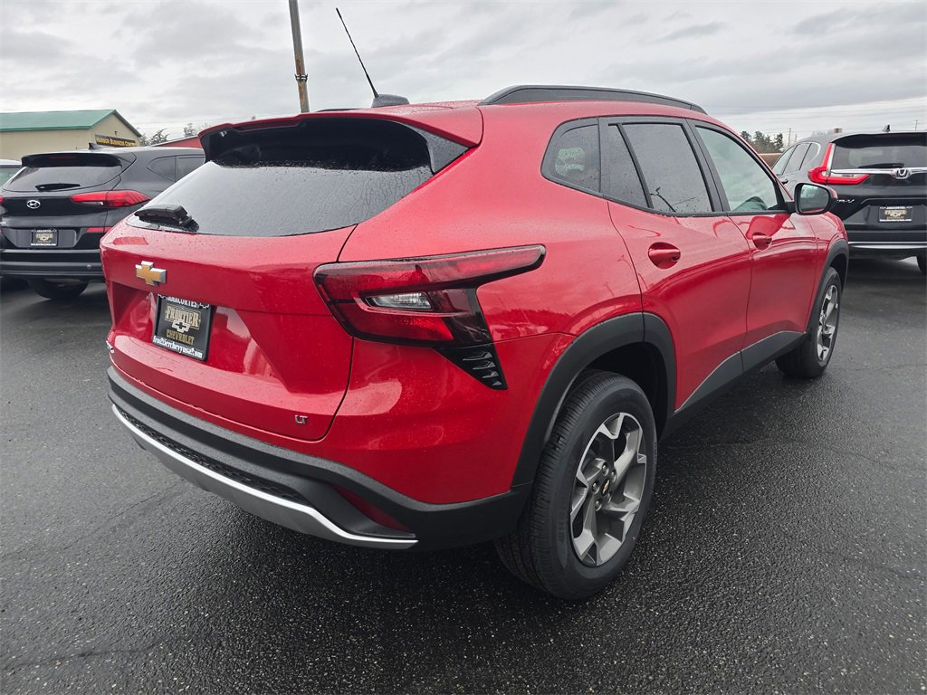 New 2026 Chevrolet Trax LT image 3