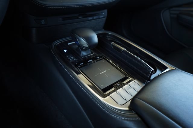 Used 2020 Lexus LS 500 w/ Accessory Package (Z2) RWD image 19
