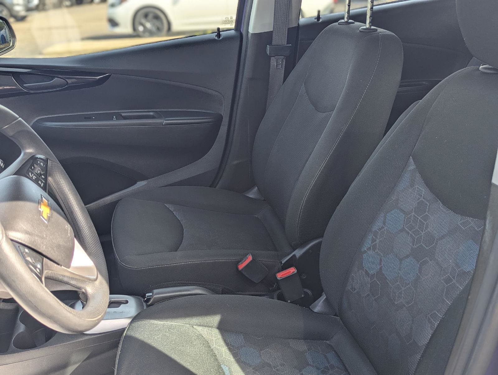 Used 2017 Chevrolet Spark LT FWD image 27