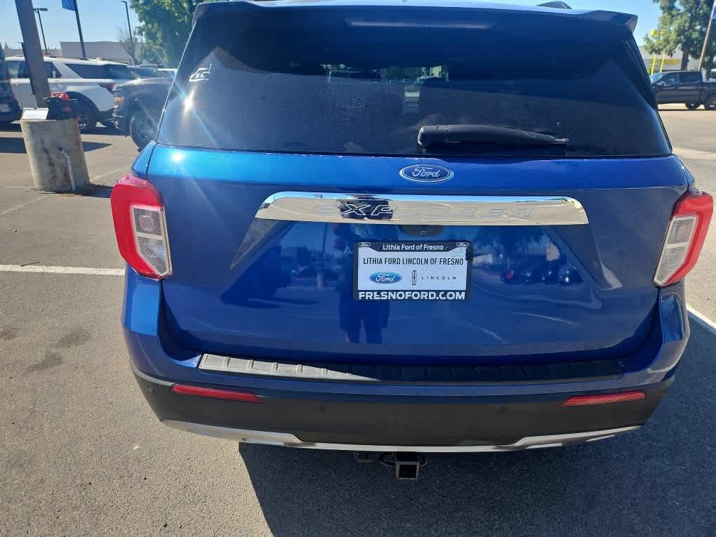 Certified 2023 Ford Explorer XLT w/ Equipment Group 202A RWD image 7
