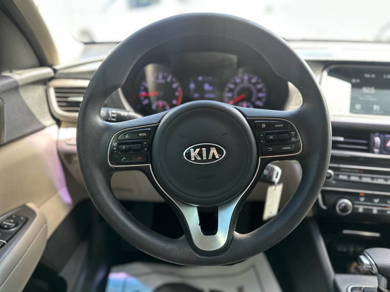 Used 2018 Kia Optima LX image 15