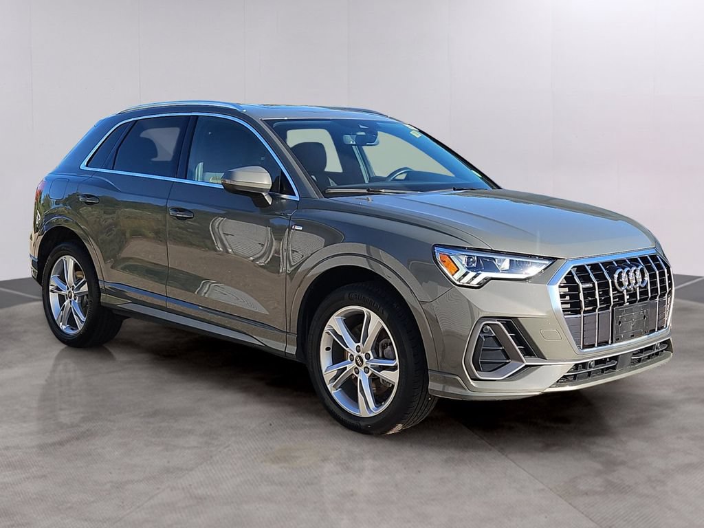 Certified 2024 Audi Q3 2.0T Premium Plus AWD/4WD image 3