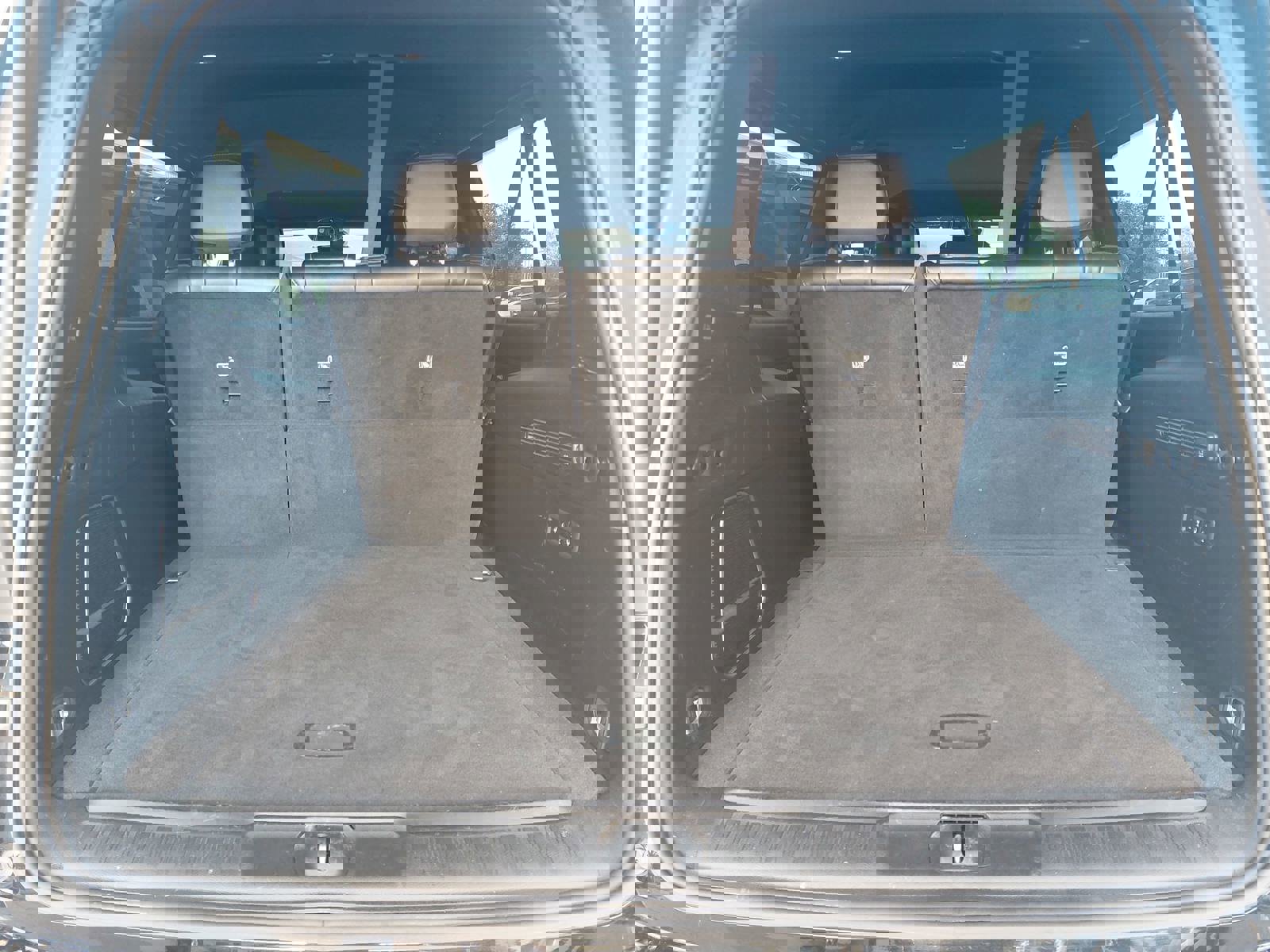 Used 2024 Jeep Wagoneer L Series II image 14