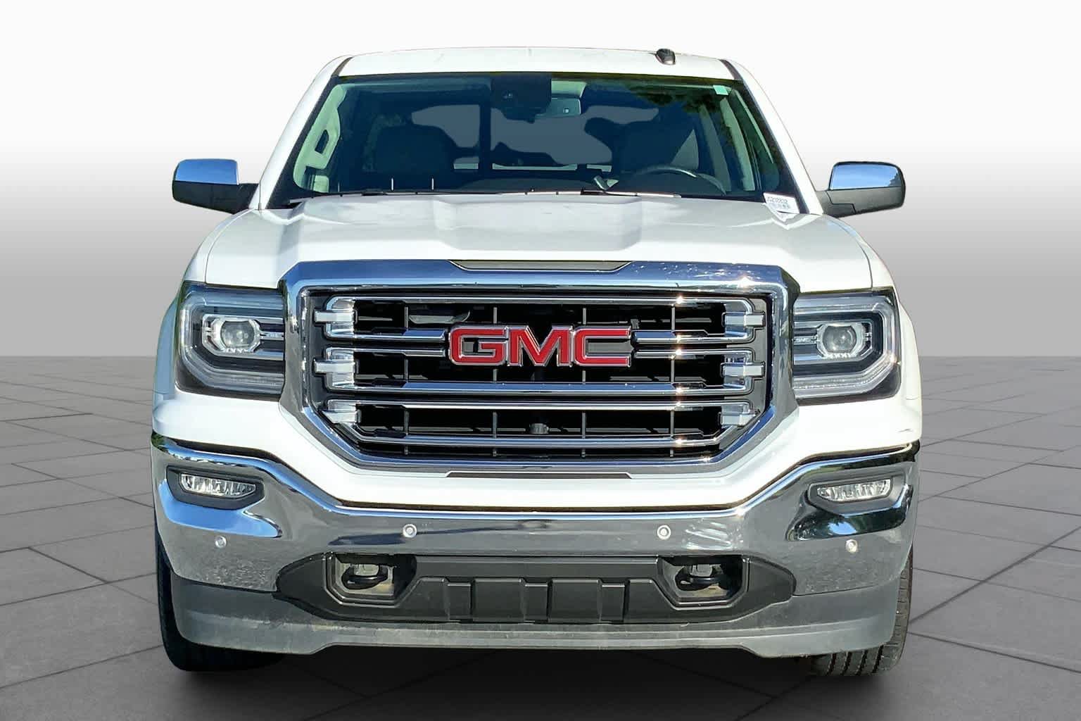 Used 2018 GMC Sierra 1500 SLT AWD/4WD image 4