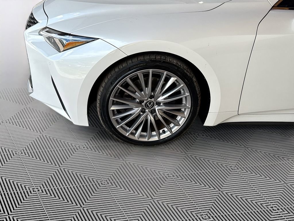 Used 2025 Lexus IS 300 w/ Premium Package RWD image 34