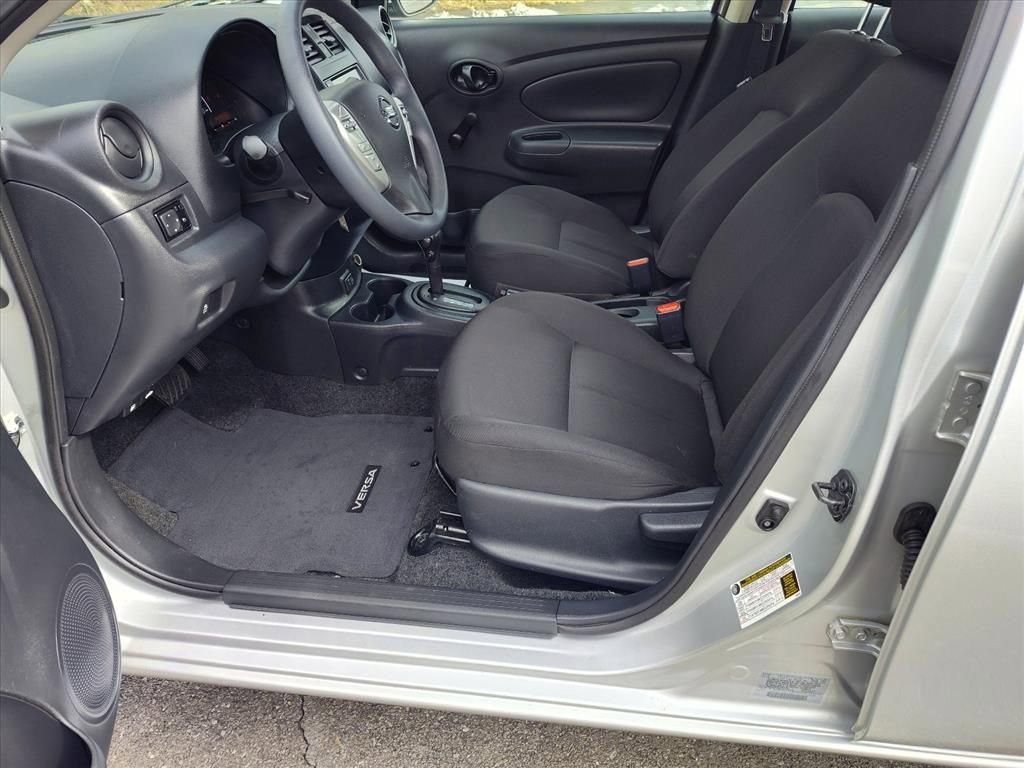 Used 2019 Nissan Versa S Plus image 12