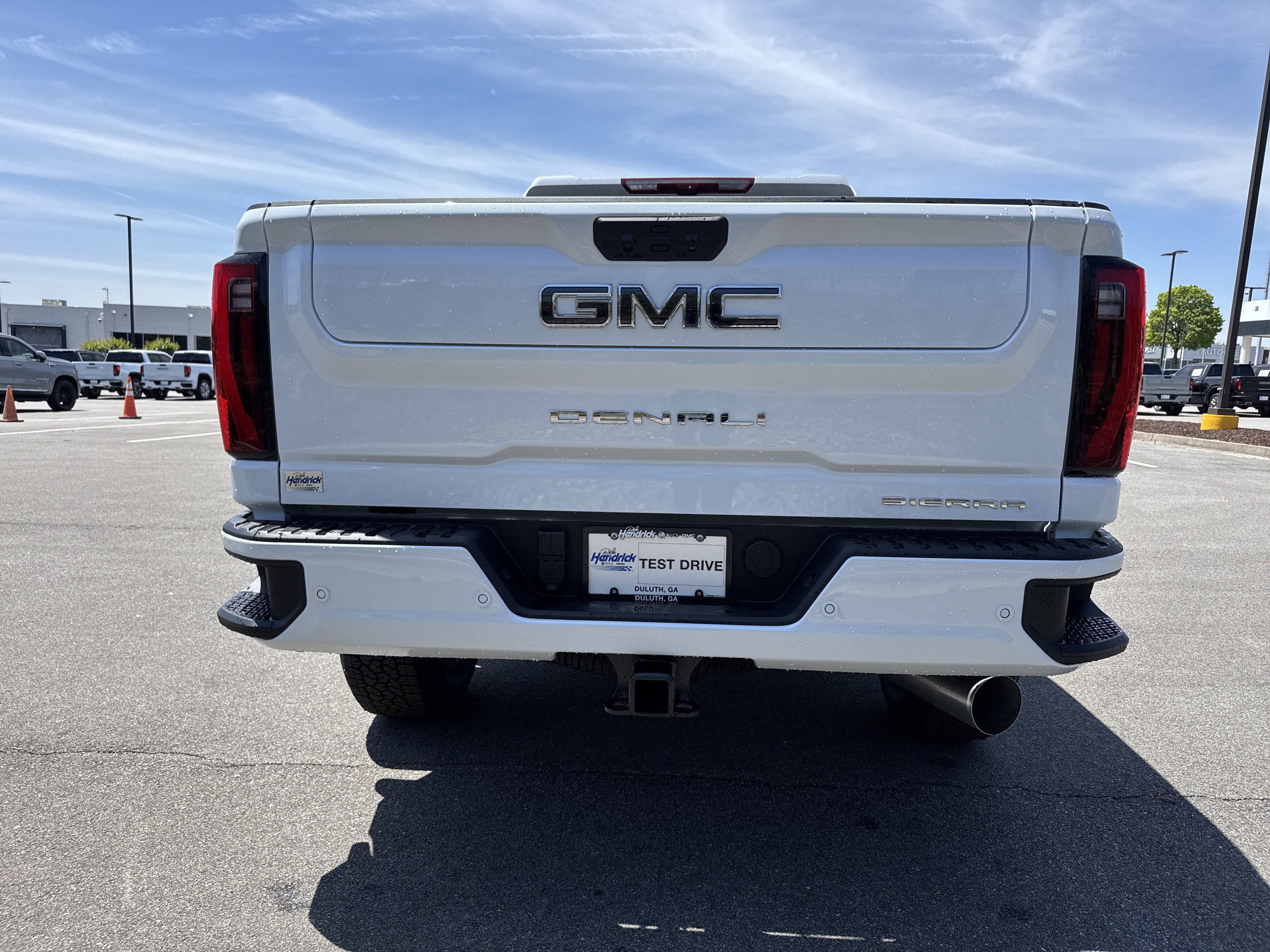New 2026 GMC Sierra 2500 Denali Ultimate AWD/4WD image 9