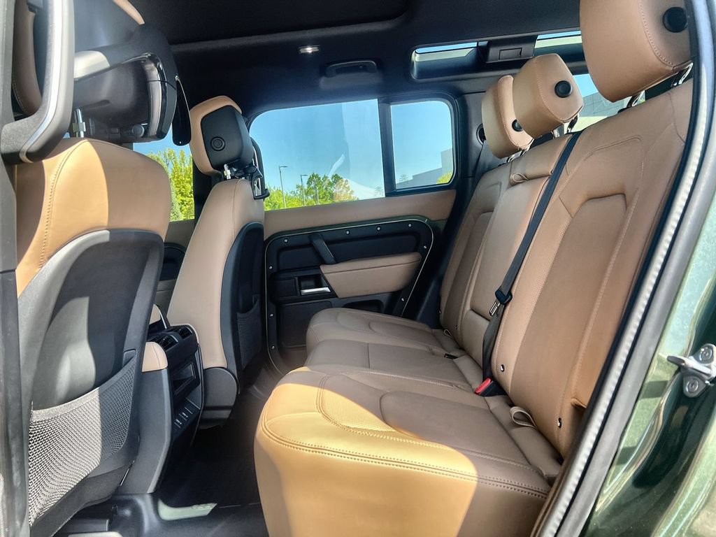 New 2026 Land Rover Defender 110 X-Dynamic SE AWD/4WD image 15
