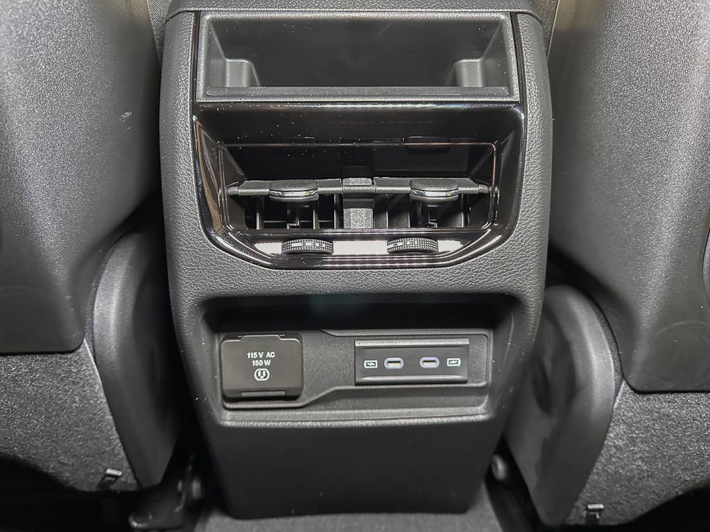 New 2026 Jeep Grand Cherokee Altitude image 22