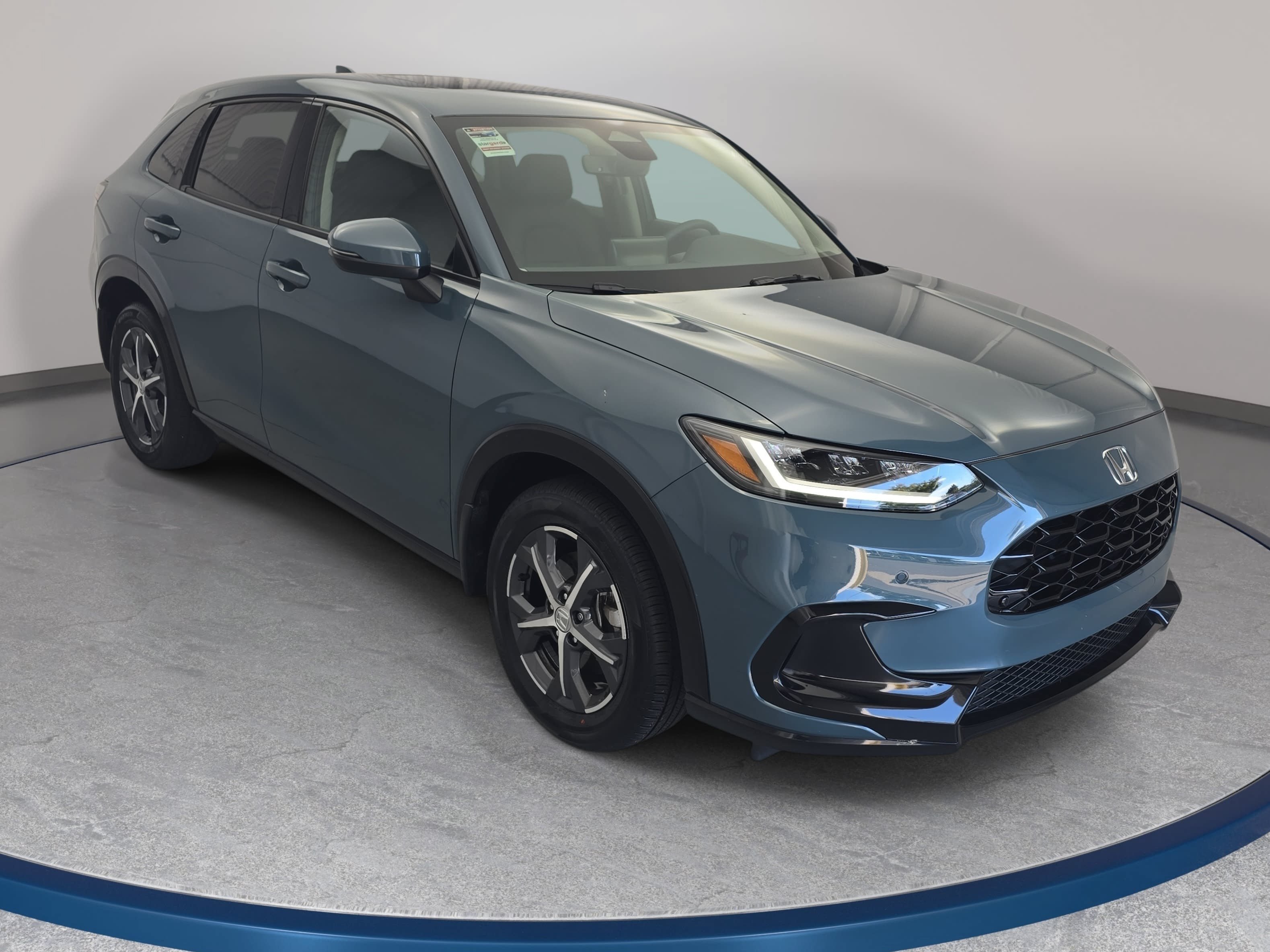 Used 2024 Honda HR-V EX-L image 3