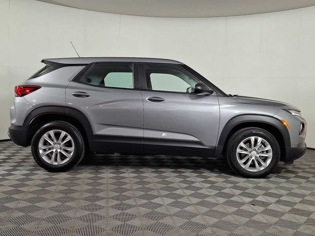 Used 2023 Chevrolet TrailBlazer LS FWD image 10