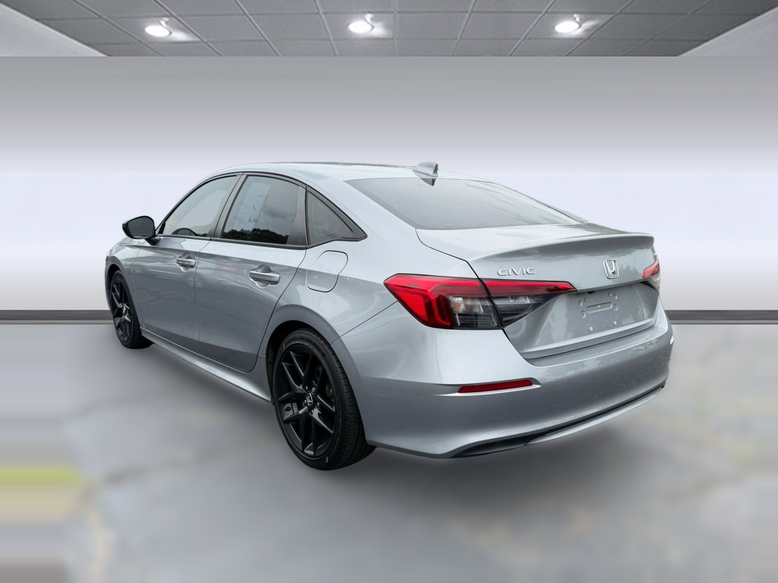 Used 2023 Honda Civic Sport image 2