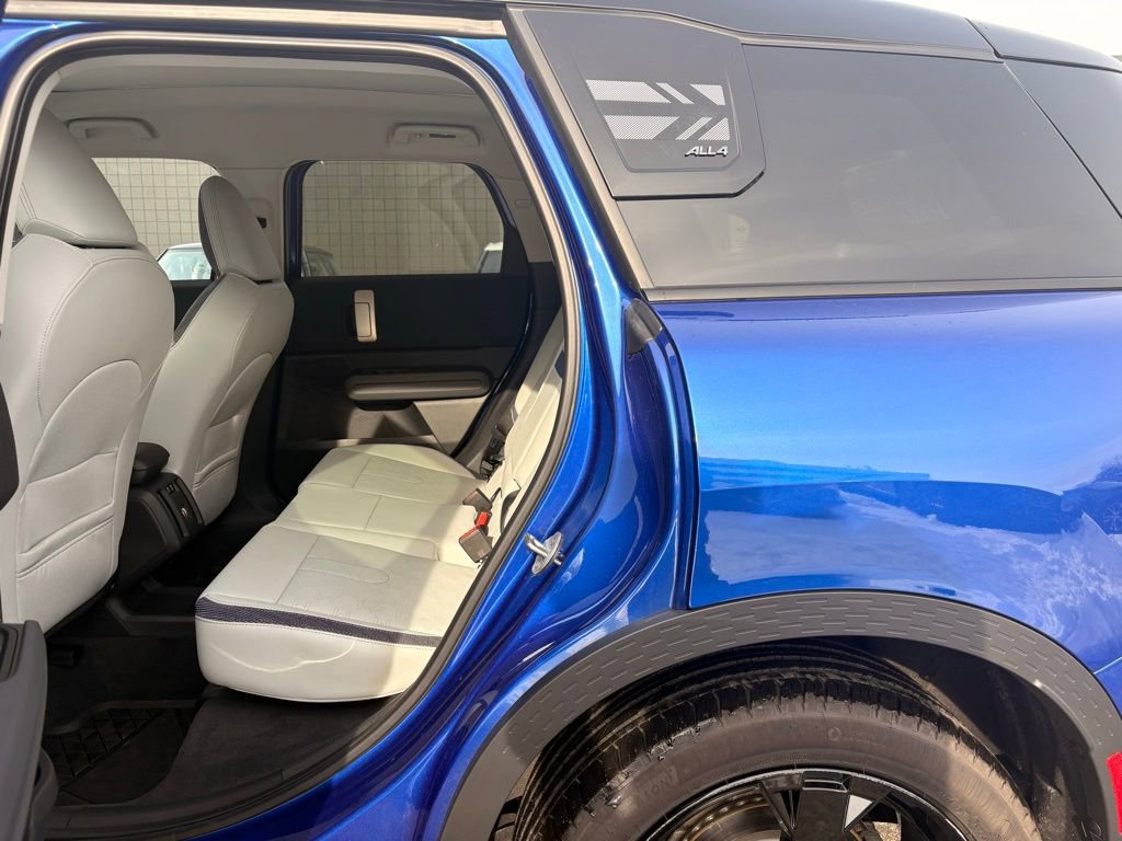 Used 2025 MINI Cooper Countryman S w/ Comfort Package Max image 13