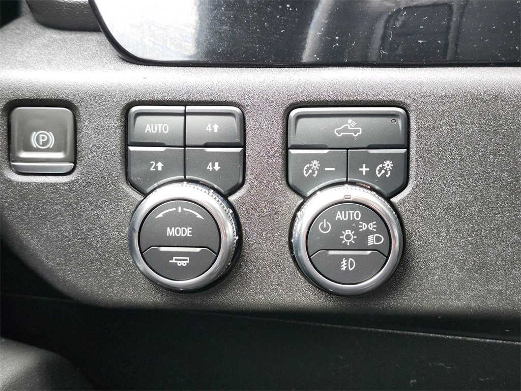 Used 2023 GMC Sierra 1500 Elevation image 21