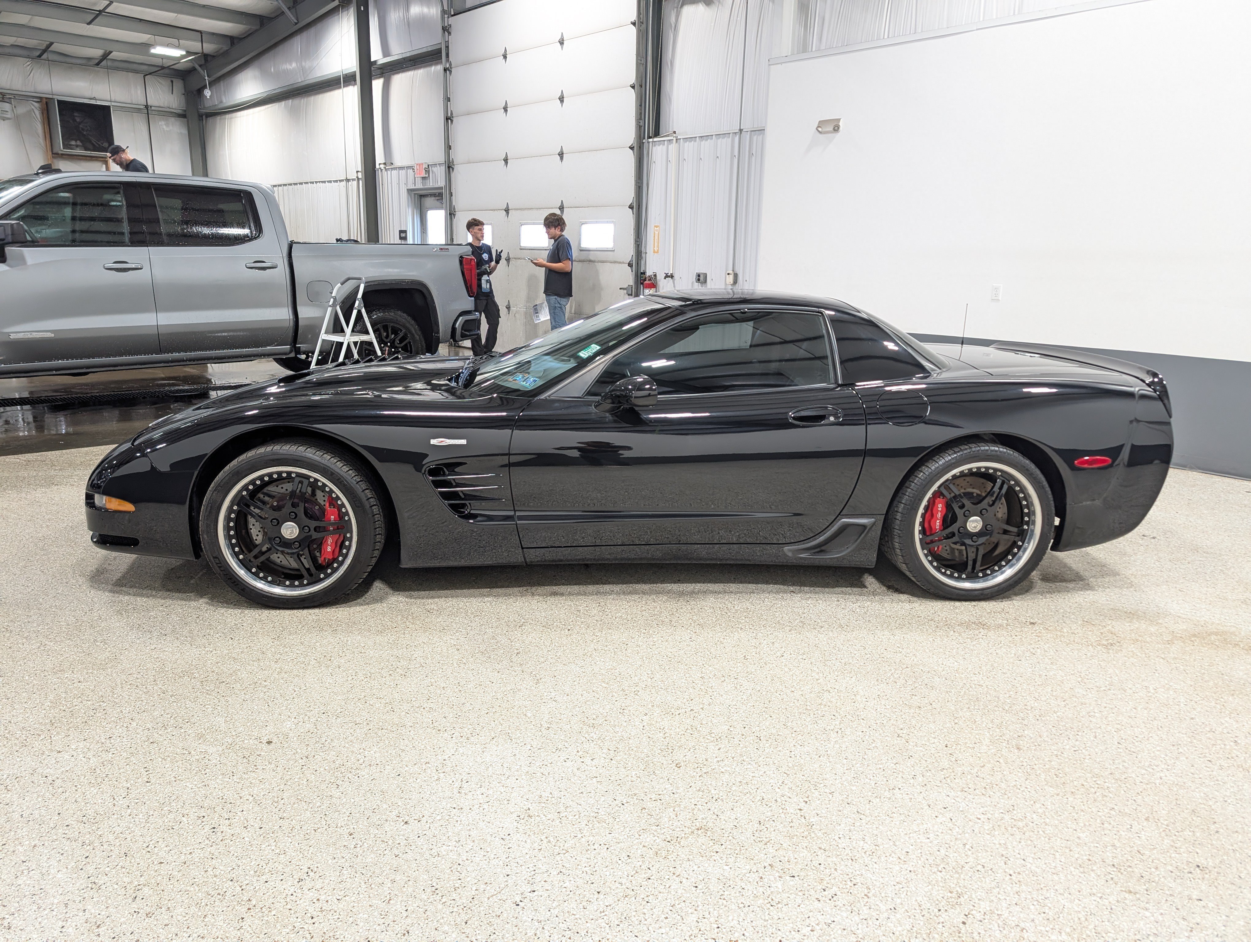 Used 2003 Chevrolet Corvette Z06 w/ Memory Package, 3 Drivers RWD image 6